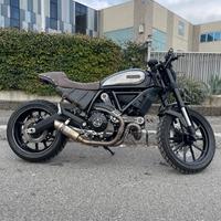 Scrambler 800 Icon Dark custom