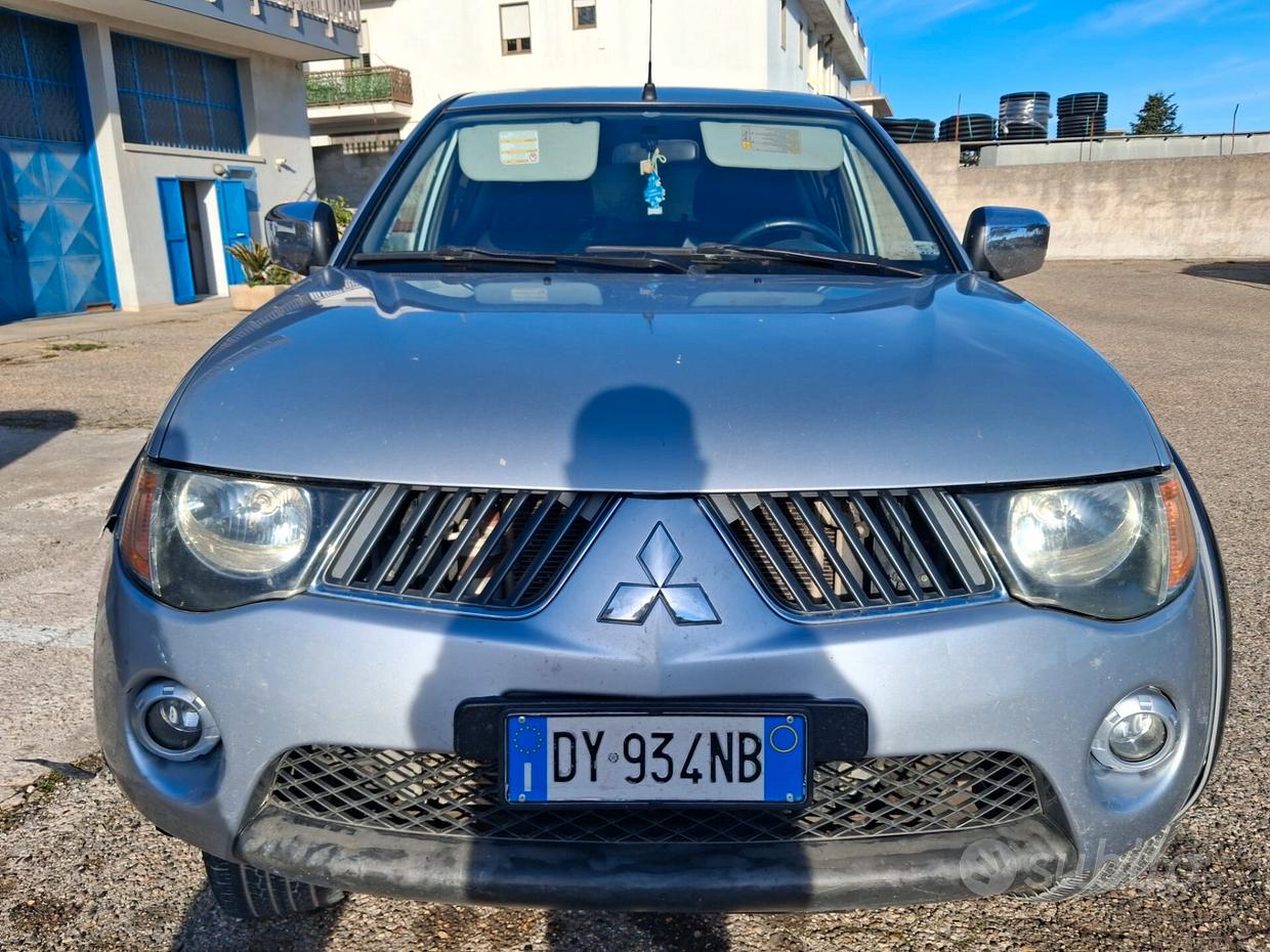 MITSUBISHI L200 (2006-2015)