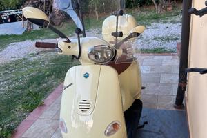 Piaggio Vespa 125 ET4 - 1998