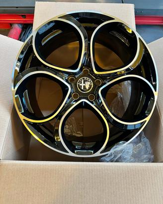 Cerchi Alfa Romeo Stelvio da 19 