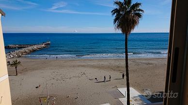 Laigueglia Fronte mare - Terzo piano - 6 posti