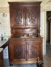 Credenza Antica in Legno Scuro