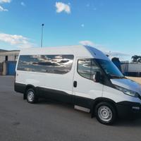 Minibus iveco daily 35c13 9 posti