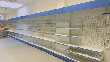 Scaffalatura da negozio