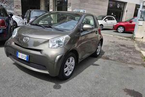 TOYOTA iQ 1.0 Sol