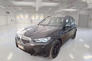 BMW 109 CV INSPIRING AUTO SUV