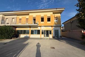 NEGOZIO A CALVISANO