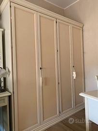 Camera con letto, armadio, scrivania, comodini