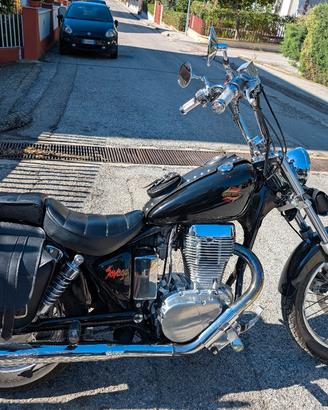 Suzuki Savage 650
