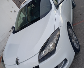 Renault Megane 1.5 dci con gancio traino