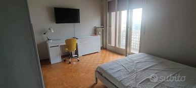 Singola con letto matrimoniale