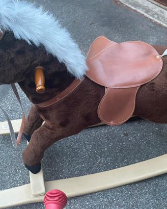 Cavallo a dondolo
