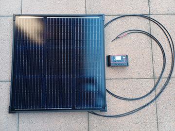 Pannello solare con regolatore di carica