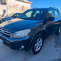 Toyota RAV4 - 2010