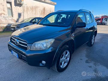 Toyota RAV4 - 2010