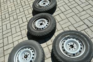 nr 4 pneumatici 155/80 R13 79T