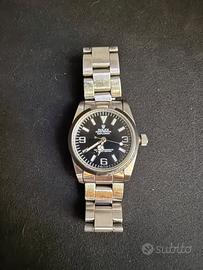 Orologio Rolex Explorer con quadrante nero