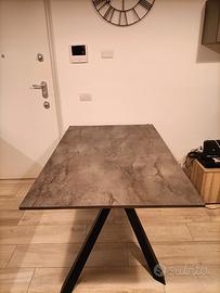 Tavoli di Design per interno