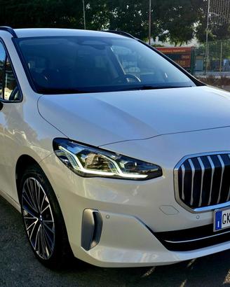 BMW Serie 2 Active Tourer 218d Luxury – Come nuova