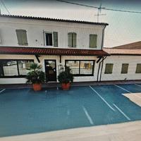 Immobile con licenza commerciale