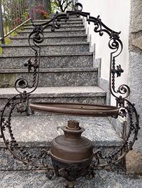 Lampada in ferro battuto