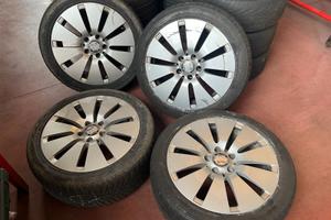 Cerchi Mercedes 17" (con gomme montate)