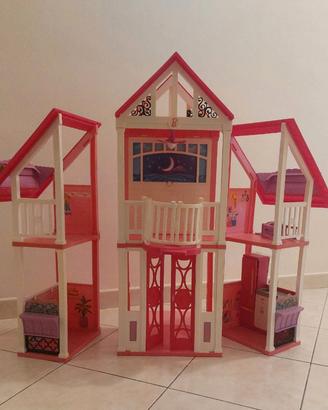Villa Miami Barbie e Auto dei cuccioli di Barbie