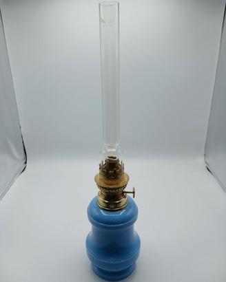 Lampada a petrolio In opalina