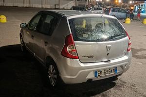 dacia Sandero GPL ok neopatentati 