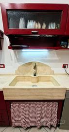 Cucina completa in travertino