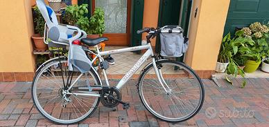 Bicicletta con seggiolino