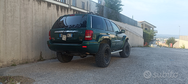 Gran jeep Cherokee