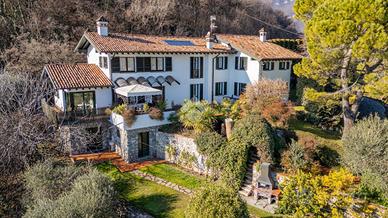 VILLA SINGOLA A SALÒ