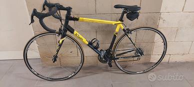 BICICLETTA DA COSRSA BTWIN