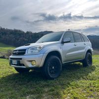 Toyota Rav4 D4-d