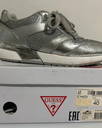 Sneaker Guess argento