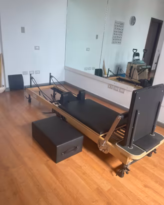 Reformer pilates completa di box e jump board
