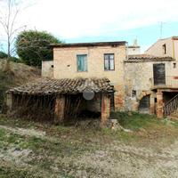 RUSTICO A CASTELLALTO