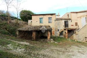 RUSTICO A CASTELLALTO