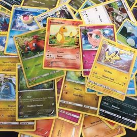 200 Carte Pokemon 