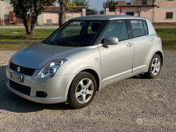 Suzuki Swift 1.3 4X4