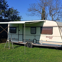 Caravan LMC Dominant