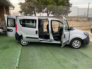 Fiat Doblo 1.6 Diesel Maxi Porte Posteriore