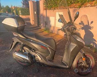 Honda 300 sh