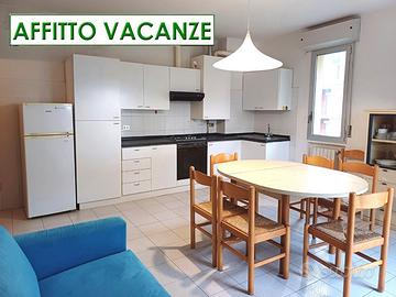 GIUGNO e 1-15 LUGLIO. Trilocale a mt.50 dal mare