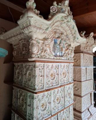 Stufa in maiolica