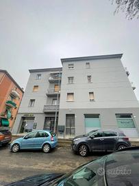 Appartamento di 111 m² con 4 locali e box auto a I