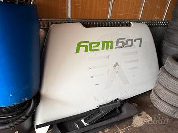 spoiler mercedes atego