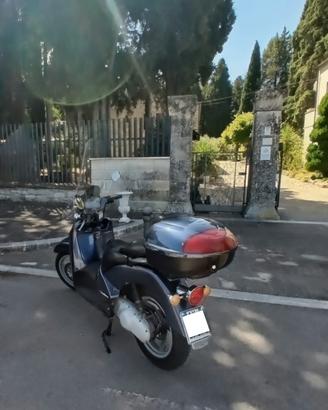 Aprilia Scarabeo