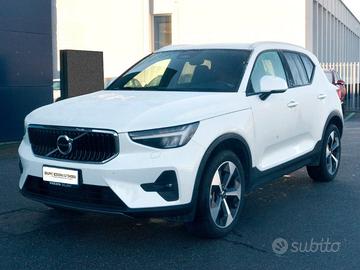 Volvo XC40 2.0 b3 core automatico